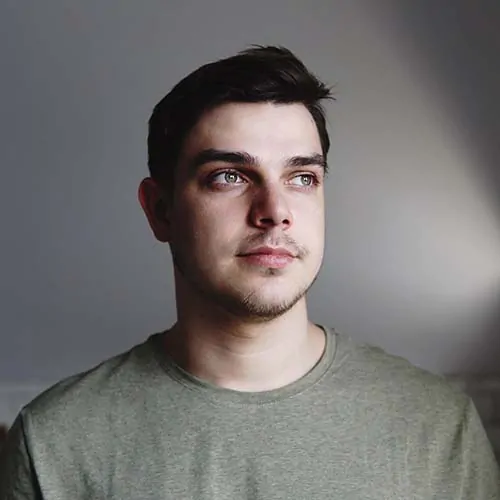 male portrait Q8YYKPA